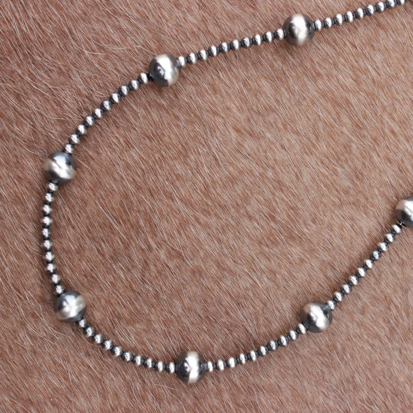 The Midi Poppy Necklace