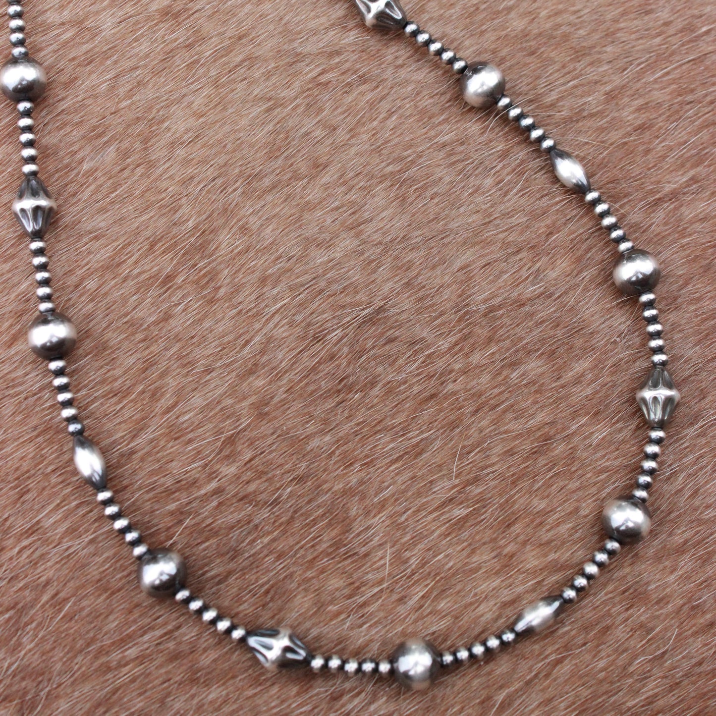 Textured Bubble Necklace